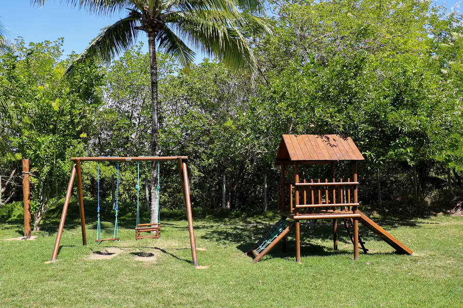Parque infantil de madera